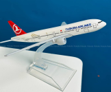 Turkish Airlines Boeing 777 Metal Aircraft -16cm